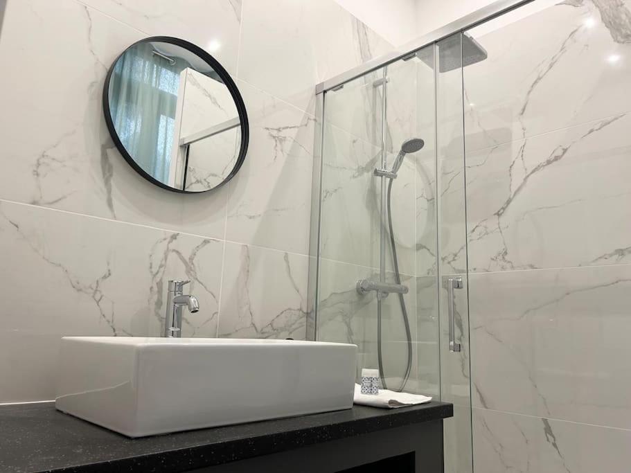 Vieux-Lille Appartement Renove Avec Une Chambre Экстерьер фото
